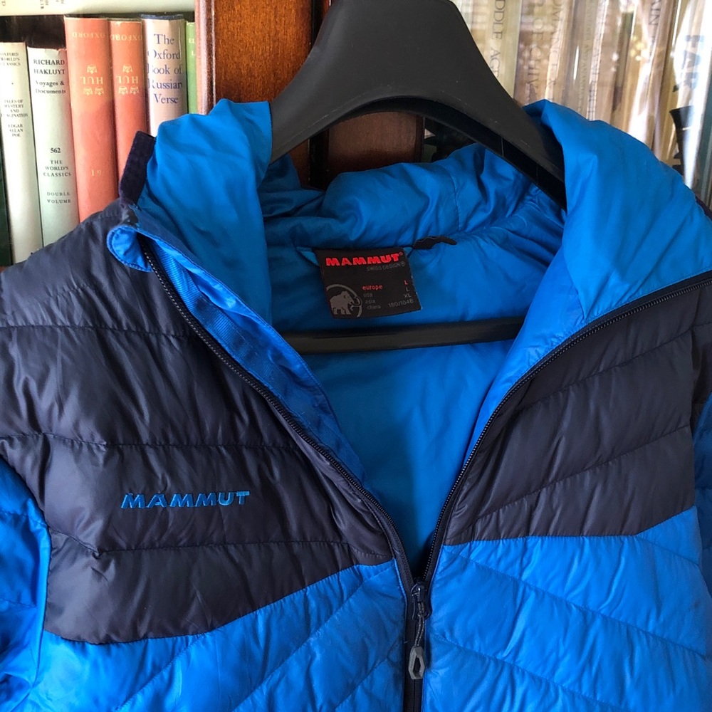 Mammut Men's Two-Tone Blue Hooded Puffer Jacket